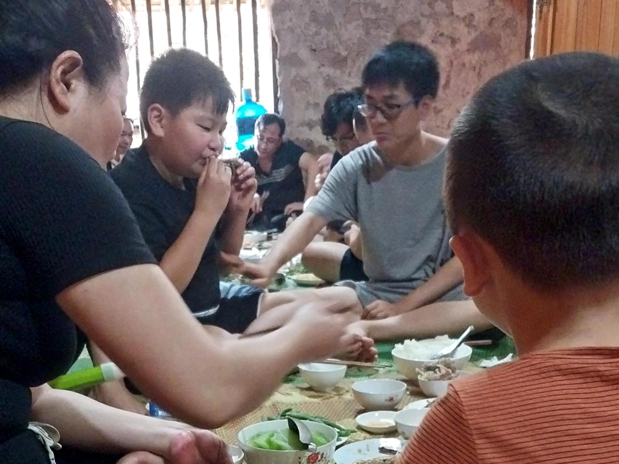 Trieu Hoan Homestay Cao Bang Esterno foto