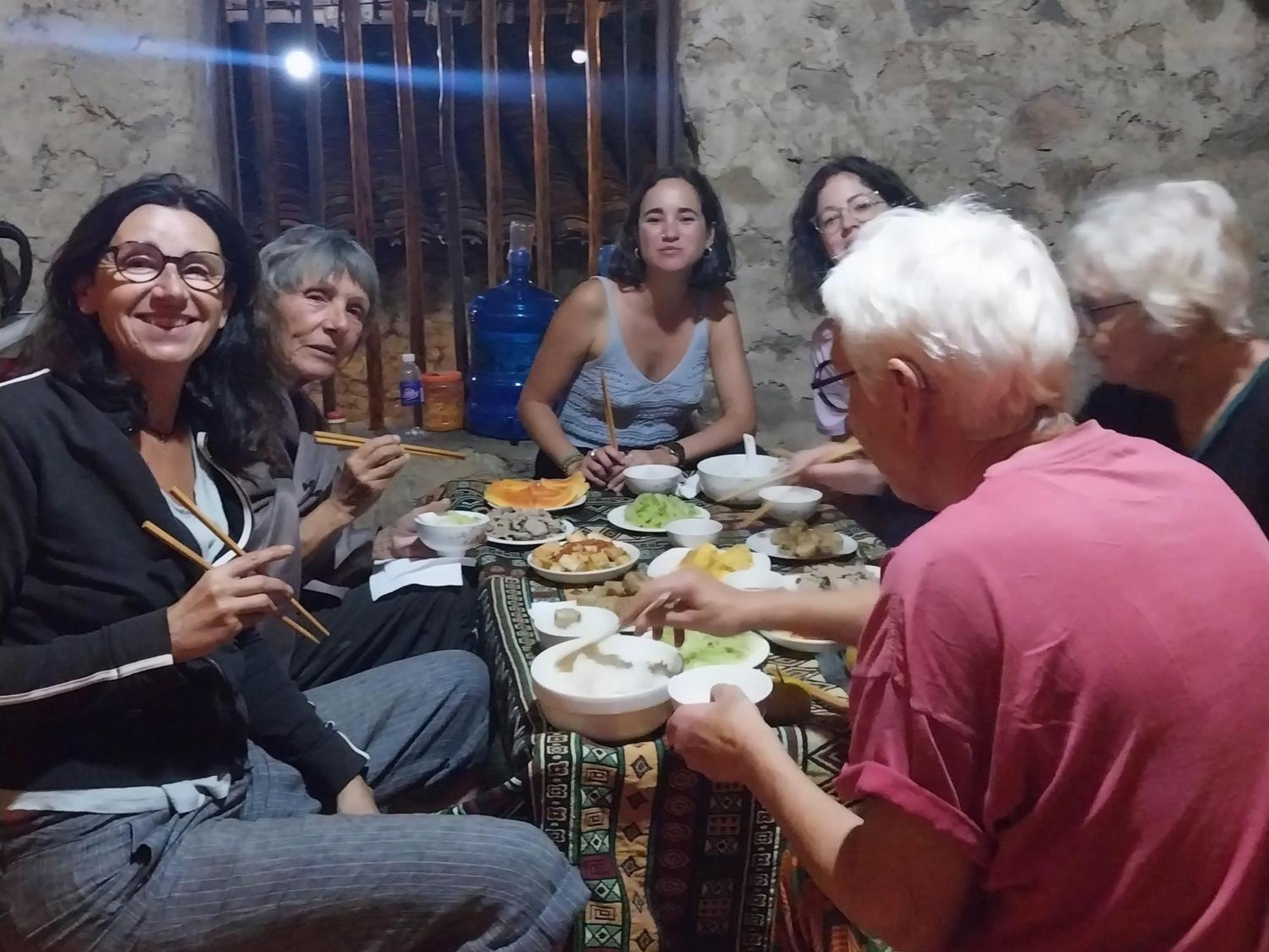 Trieu Hoan Homestay Cao Bang Esterno foto